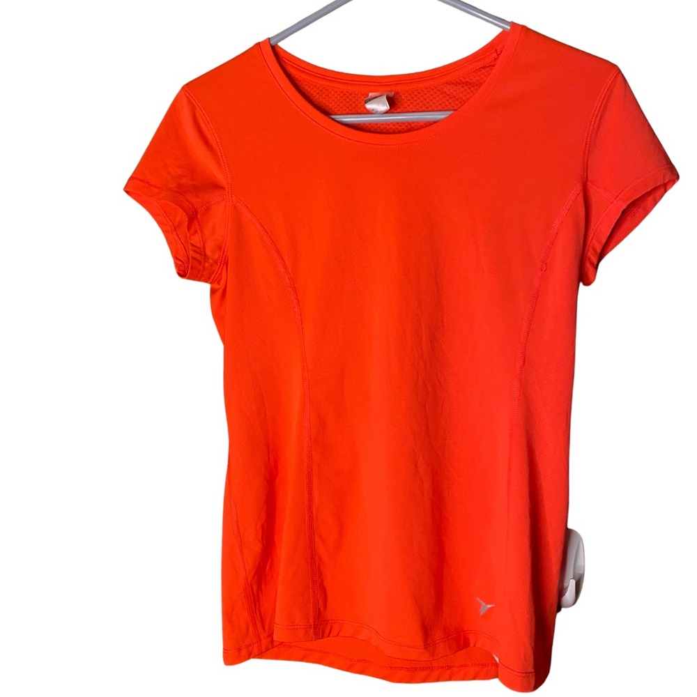 Old navy active wear top - size s
